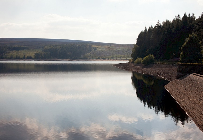 Waterside Run at Langsett Reservoir on a sunny day.